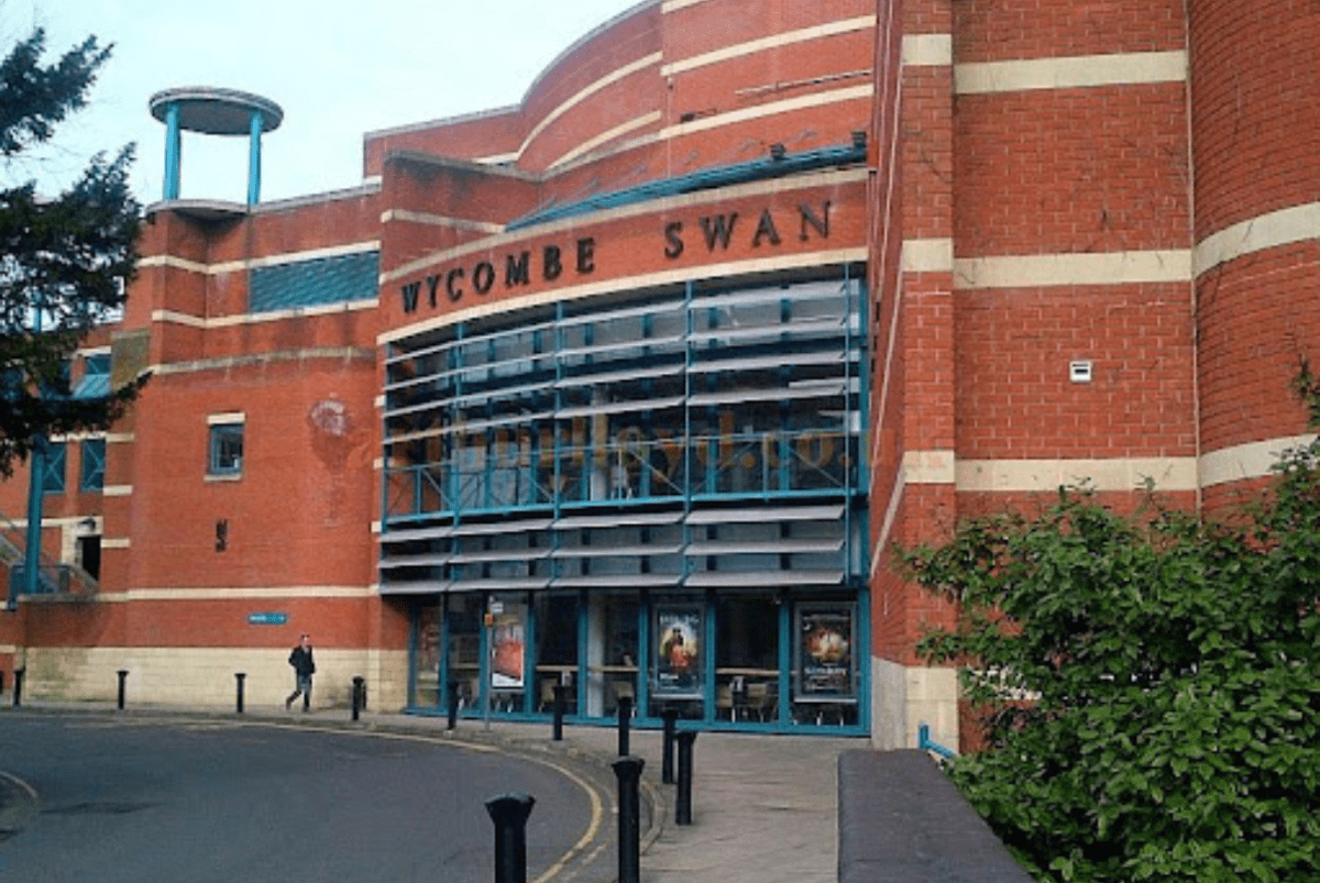 ladyboys-of-bangkok-tickets-tour-dates-2025