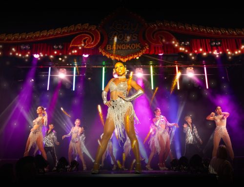 How To Book The Best Seats For Ladyboys of Bangkok